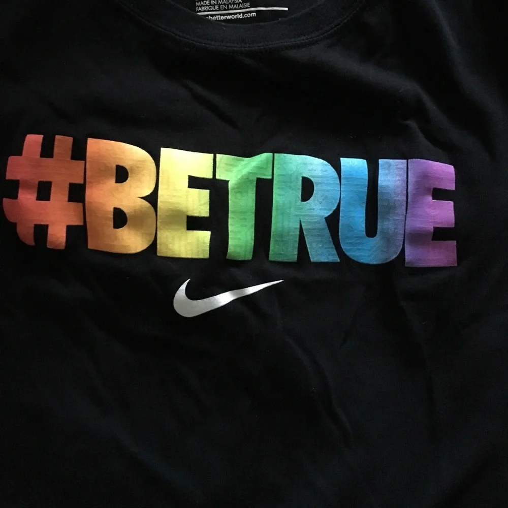 Nike women's dri fit tee #betrue - Picture 3 of 3